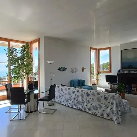 Penthouse - Pineta Di Arenzano